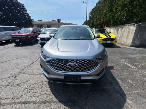 Used 2024 Ford Edge SEL AWD/4WD image 2