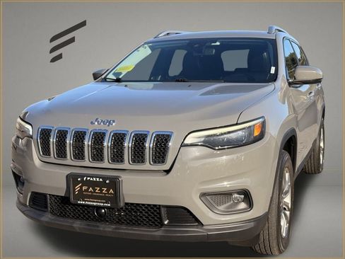 Used 2021 Jeep Cherokee Latitude Plus image 1