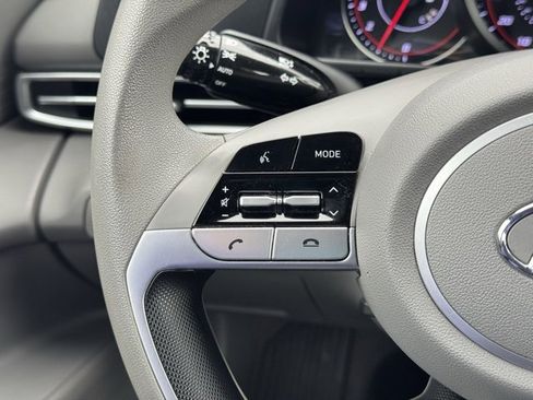 Used 2021 Hyundai Elantra SEL image 21