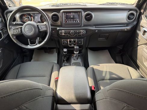Used 2022 Jeep Wrangler Unlimited Sport AWD/4WD image 22