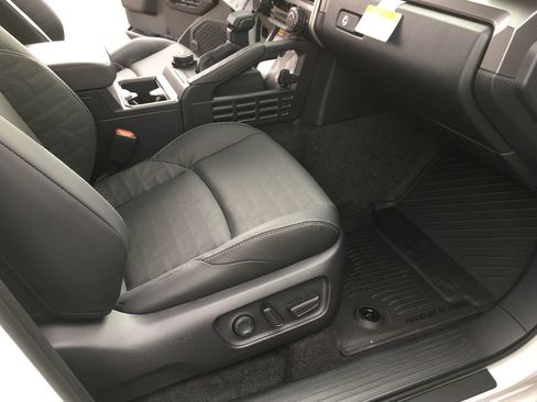 New 2026 Toyota 4Runner TRD Off-Road Premium AWD/4WD image 31