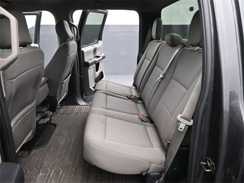 Used 2020 Ford F150 XLT image 10