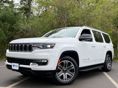 Used 2025 Jeep Wagoneer 4WD w/ Premium Group I