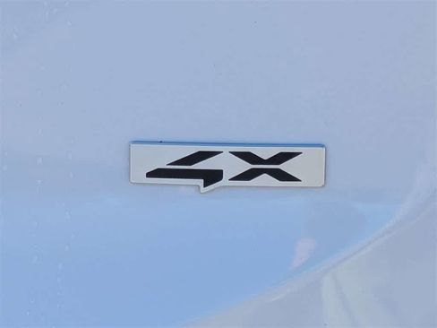 Used 2024 Kia Telluride SX Prestige w/ Towing Package image 16