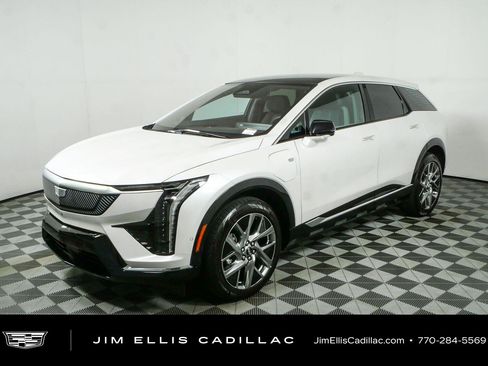 Used 2025 Cadillac Optiq Luxury 1 AWD/4WD image 26