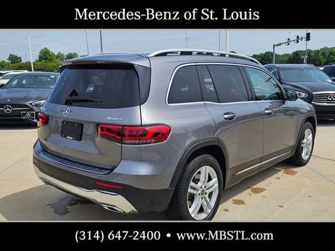 Used 2023 Mercedes-Benz GLB 250 4MATIC image 3
