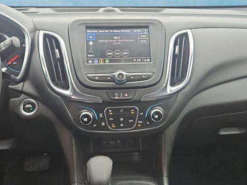 Used 2024 Chevrolet Equinox LT image 10