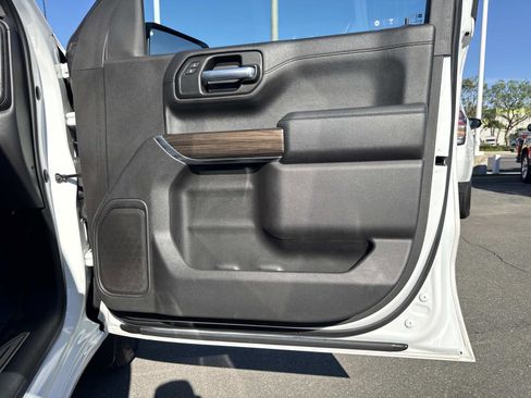 Used 2020 Chevrolet Silverado 1500 LT w/ All-Star Edition image 28