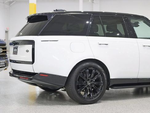 Used 2023 Land Rover Range Rover SE AWD/4WD image 11