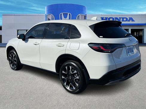 New 2026 Honda HR-V EX-L image 4