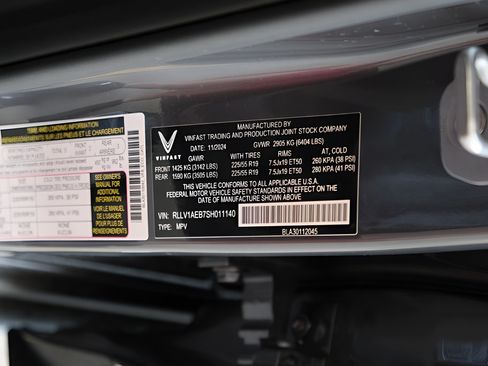 New 2025 VinFast VF 8 Eco AWD/4WD image 34