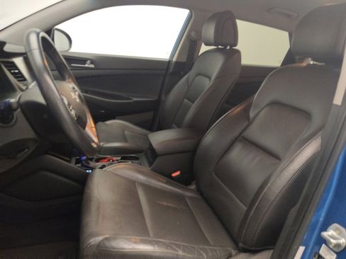 Used 2017 Hyundai Tucson SE Plus AWD/4WD image 17