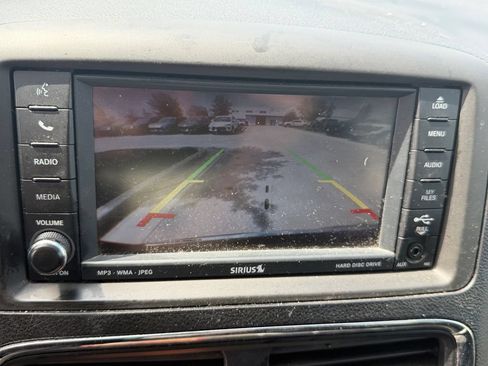 Used 2011 Dodge Grand Caravan Crew w/ Entertainment Group 1 FWD image 28