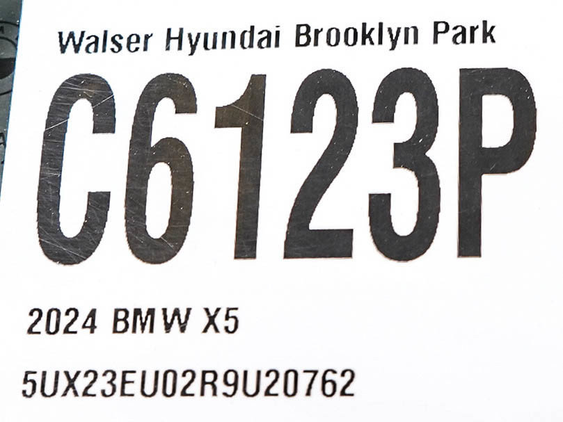 Used 2024 BMW X5 xDrive40i AWD/4WD image 33
