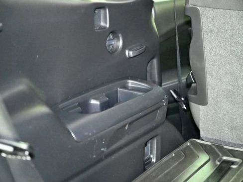 Used 2022 Subaru Ascent Premium w/ Convenience Package image 65