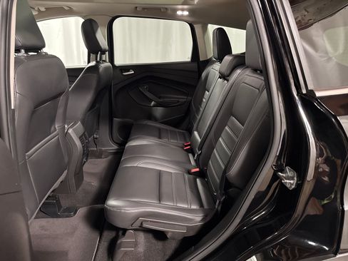 Used 2019 Ford Escape SEL AWD/4WD image 5