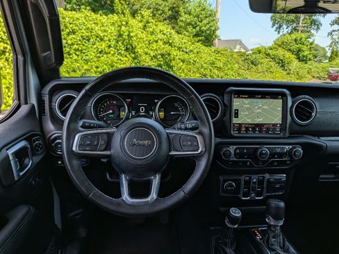Used 2023 Jeep Wrangler Unlimited Sahara w/ Cold Weather Group AWD/4WD image 35