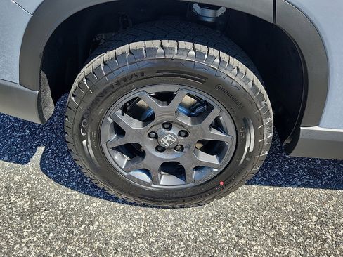 New 2025 Honda Pilot TrailSport image 5