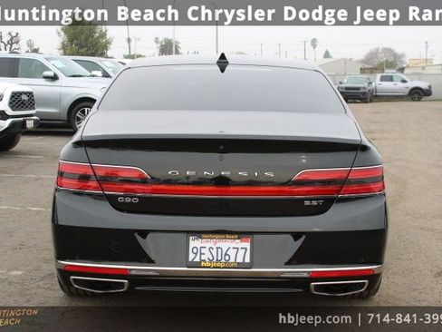 Used 2020 Genesis G90 3.3T Premium image 4