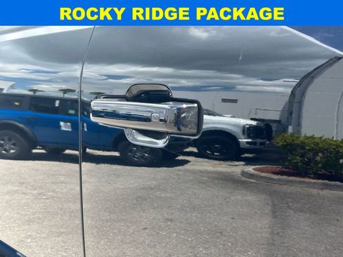 New 2025 Ford F350 Lariat w/ Lariat Ultimate Package image 25