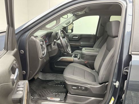 Certified 2021 Chevrolet Silverado 1500 LT Trail Boss w/ Bed Protection Package AWD/4WD image 3