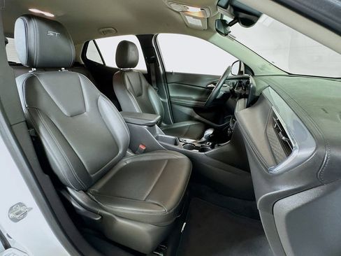 Used 2024 Buick Encore GX Sport Touring AWD/4WD image 24