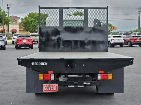 Used 2024 Chevrolet Low Cab Forward image 6