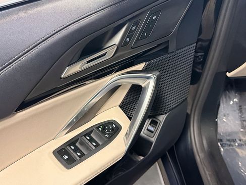 Used 2025 BMW X1 xDrive28i AWD/4WD image 15