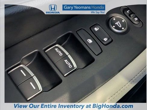 Certified 2025 Honda HR-V EX-L image 26