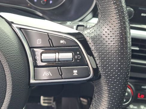 Used 2023 Kia Forte GT-Line w/ GT-Line Premium Package image 11