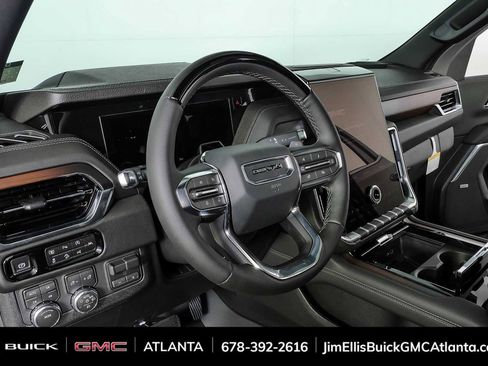 New 2026 GMC Yukon Denali w/ Denali Reserve Package AWD/4WD image 4