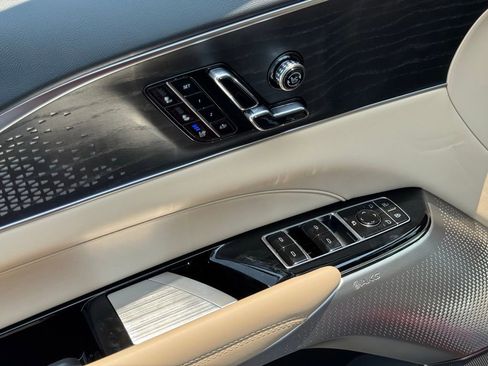 New 2025 Cadillac Lyriq Luxury image 20