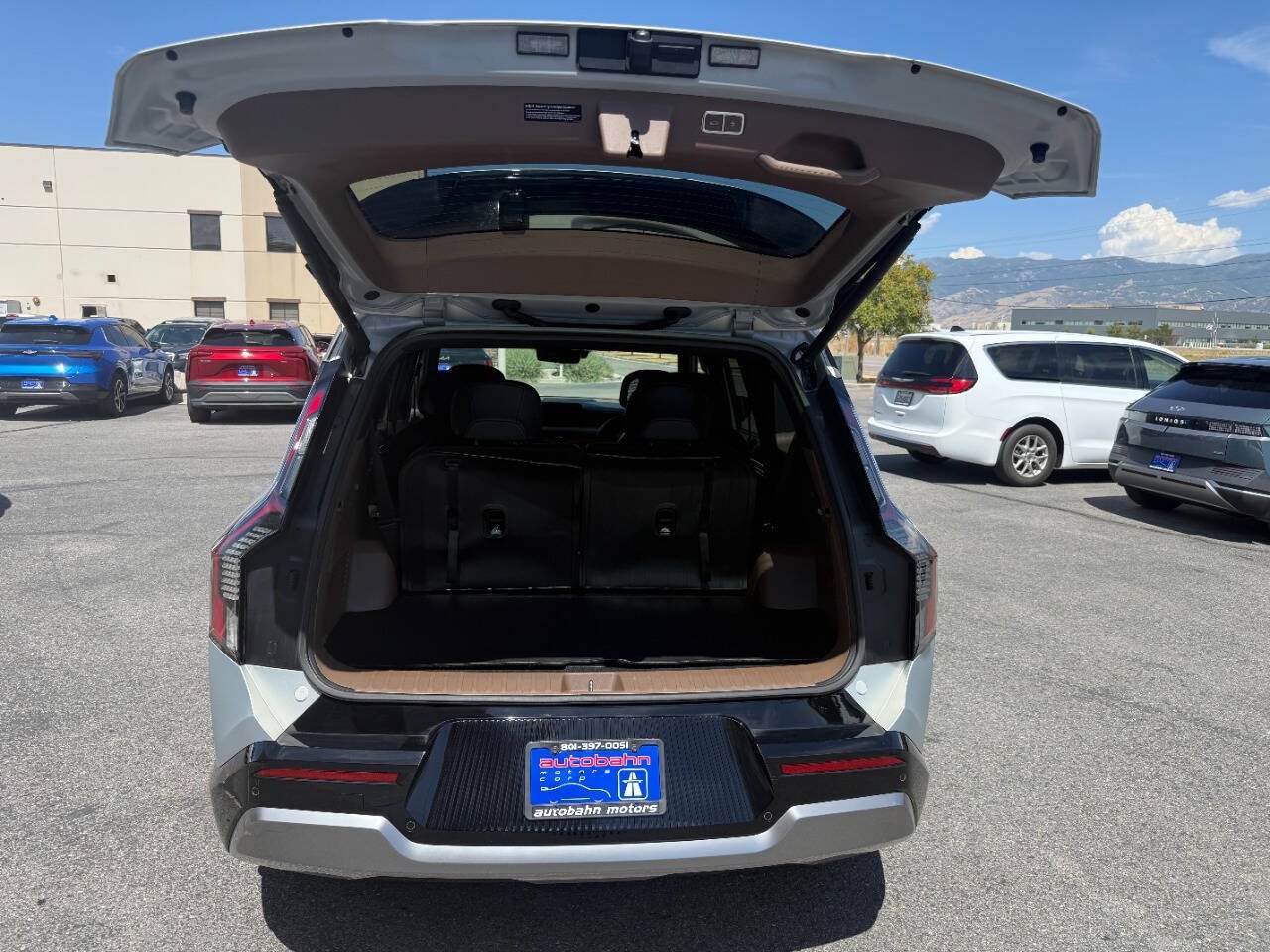 Used 2024 Kia EV9 Land AWD/4WD image 24