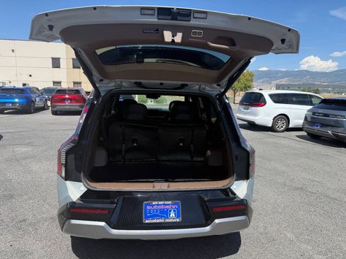 Used 2024 Kia EV9 Land AWD/4WD image 24