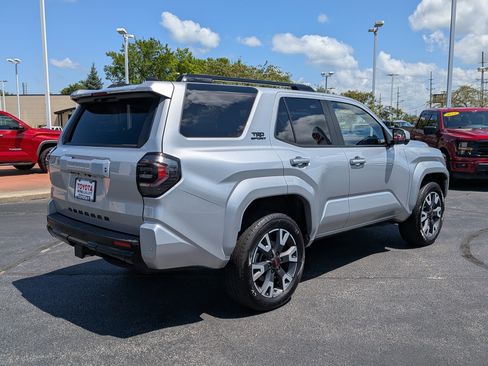 Used 2025 Toyota 4Runner TRD Sport Premium AWD/4WD image 8