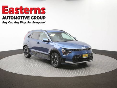 Used 2023 Kia Niro Wind w/ Wind Preserve Package FWD image 48