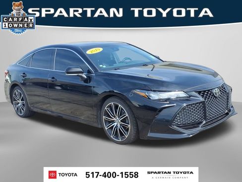 Used 2019 Toyota Avalon XSE w/ Carpet Mat Package FWD image 4