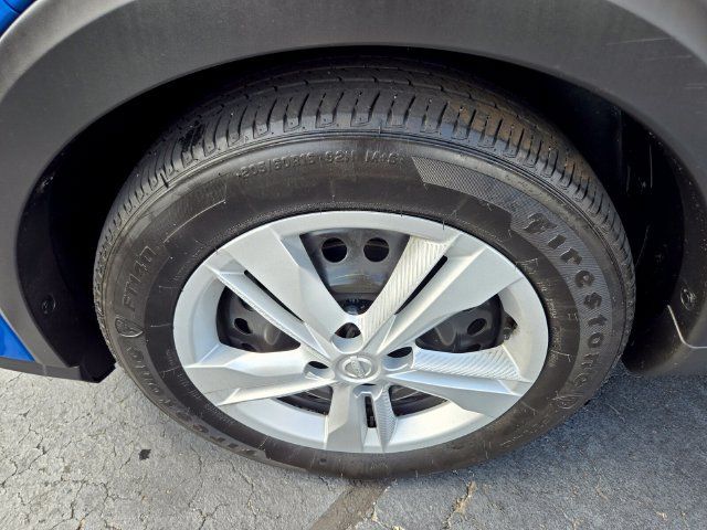 Used 2025 Nissan Kicks Play S FWD image 23