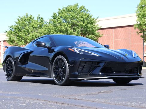New 2026 Chevrolet Corvette Stingray Preferred Cpe w/ Z51 Performance Package RWD image 1