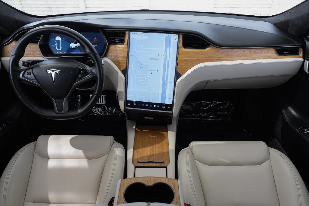 Used 2020 Tesla Model S Long Range Plus AWD/4WD image 11