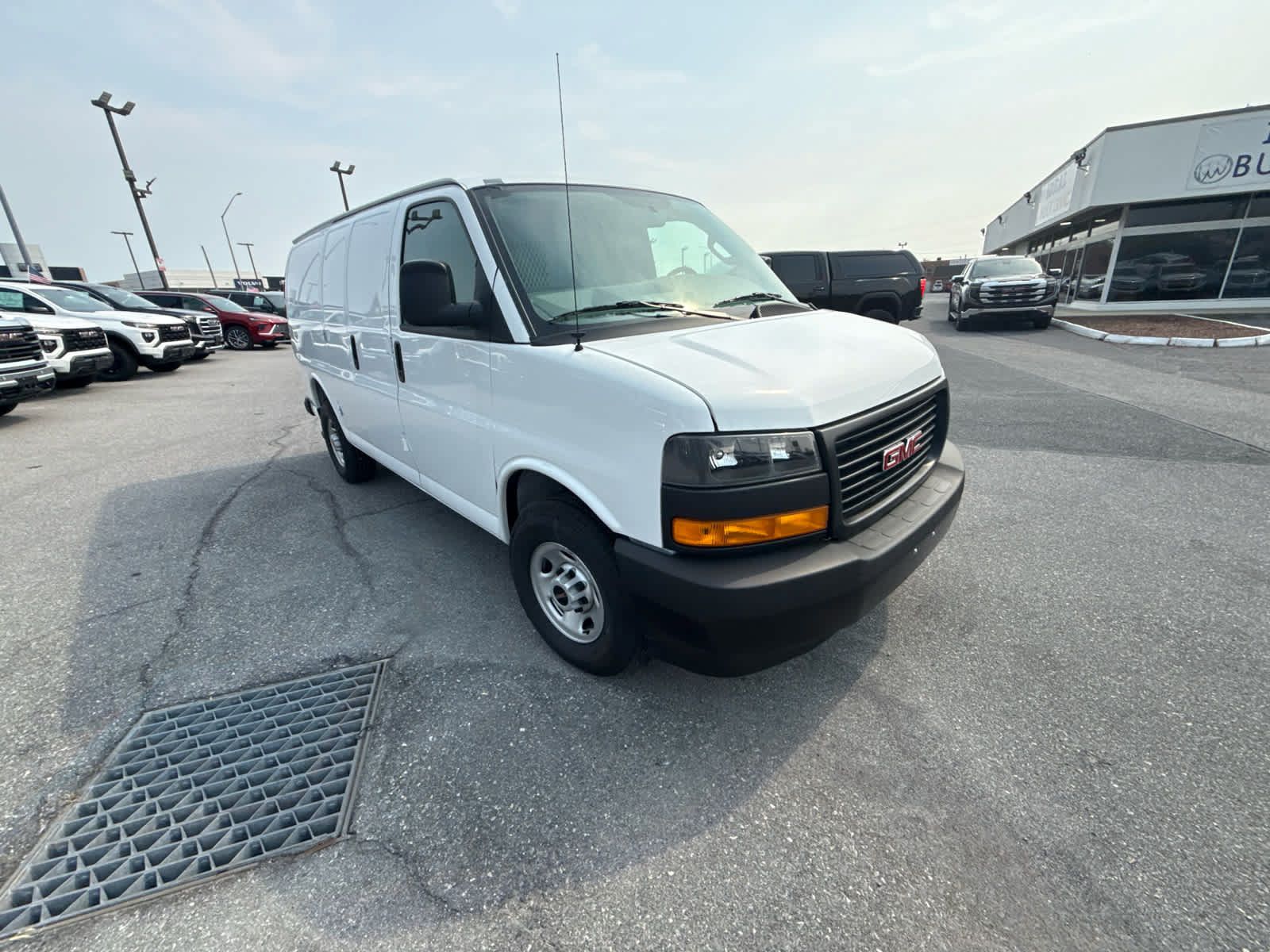 New 2026 GMC Savana 2500 w/ Driver Convenience Package RWD image 24