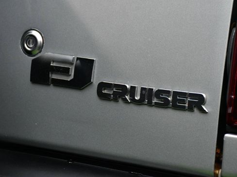 Used 2008 Toyota FJ Cruiser 4WD image 12