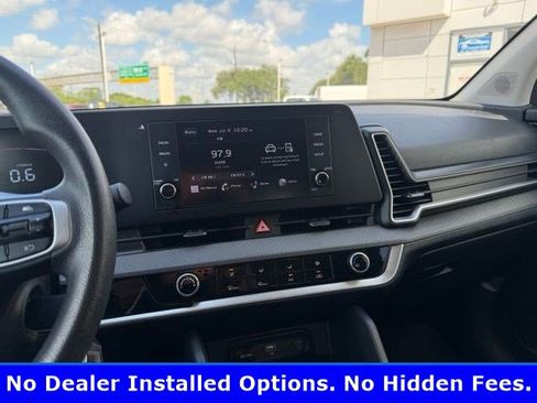 Used 2024 Kia Sportage LX FWD image 8