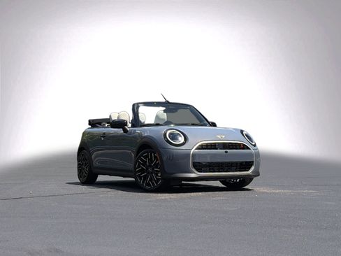 Used 2026 MINI Cooper S FWD image 2