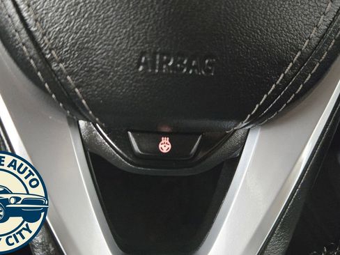 Used 2019 BMW X5 xDrive50i w/ Off-Road Package image 15