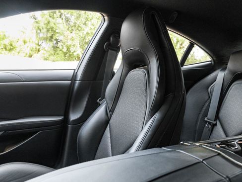 New 2025 Karma Revero Luxury RWD image 11