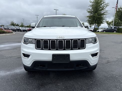 Certified 2021 Jeep Grand Cherokee Laredo AWD/4WD image 3