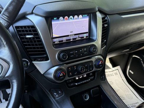 Used 2017 Chevrolet Suburban LT AWD/4WD image 29