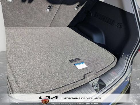 Used 2024 Kia Seltos EX AWD/4WD image 29