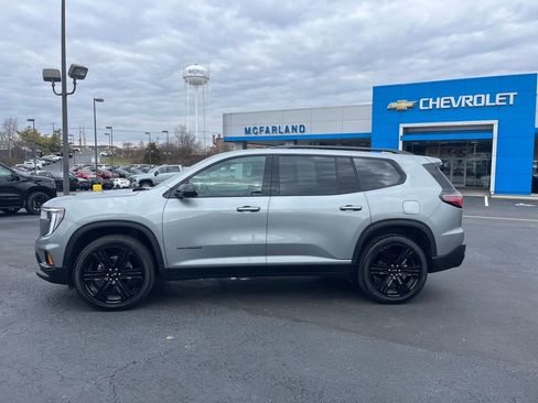 Used 2025 GMC Acadia Elevation w/ Black Edition image 2